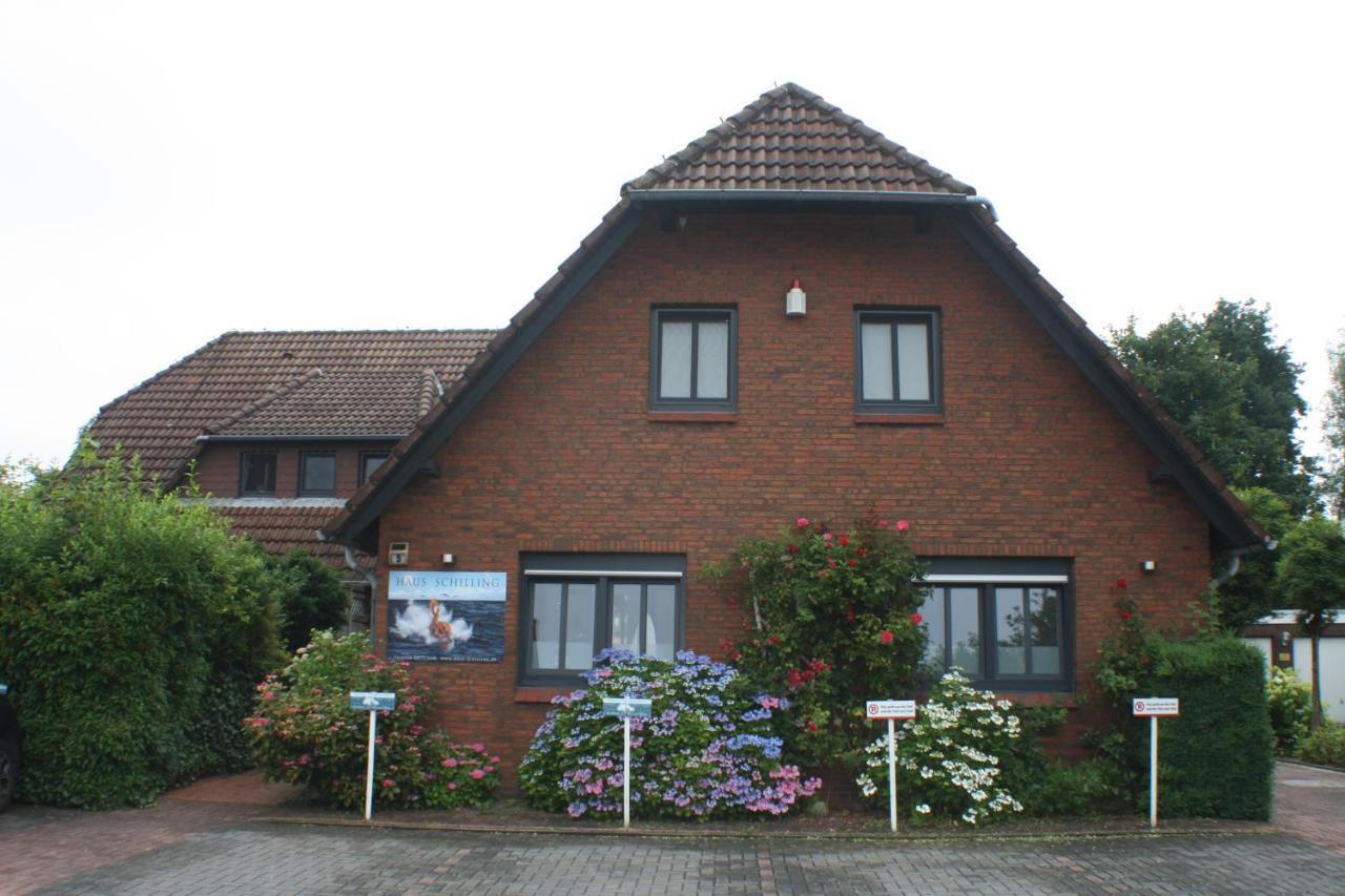 Haus Schilling Lägenhet Esens Exteriör bild