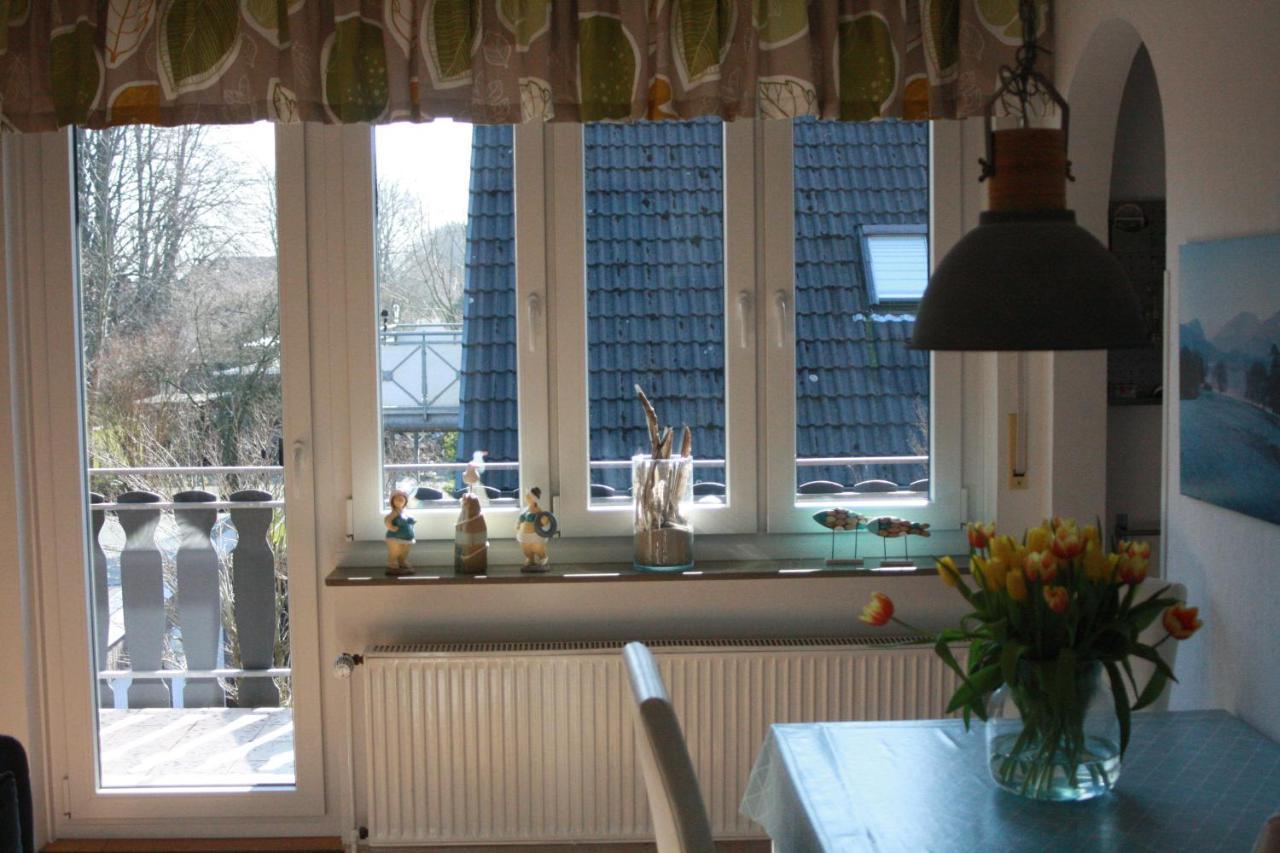 Haus Schilling Lägenhet Esens Exteriör bild