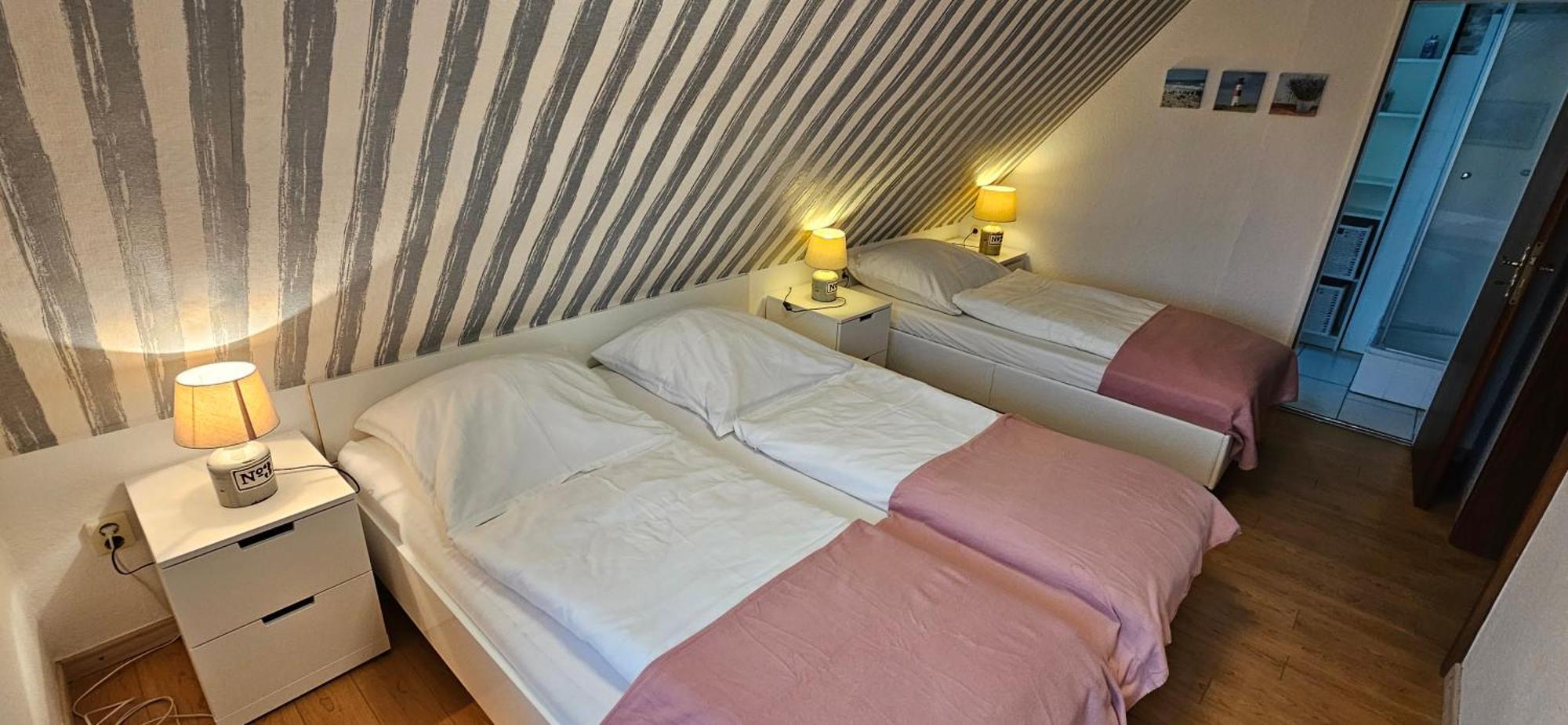 Haus Schilling Lägenhet Esens Exteriör bild