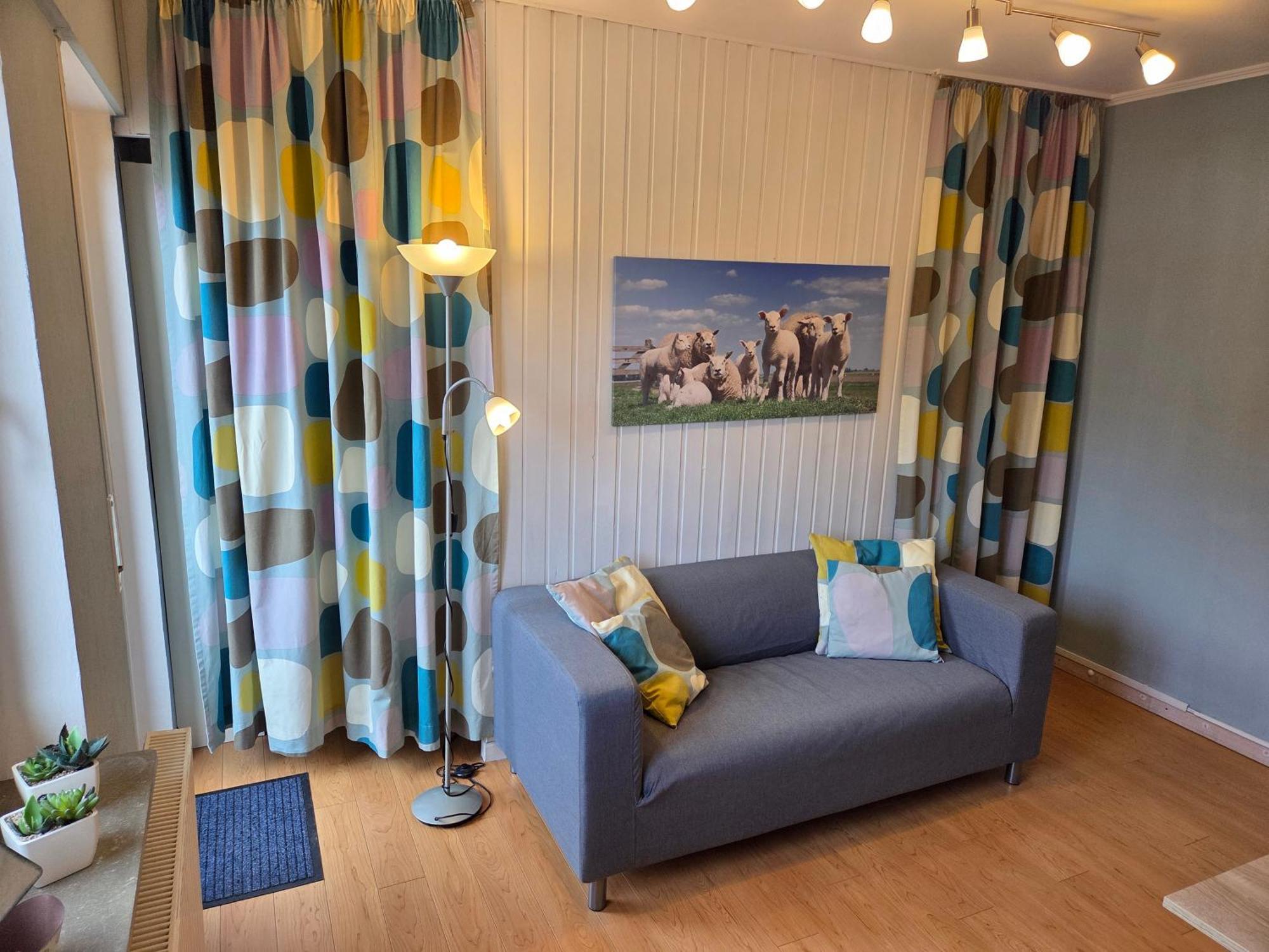 Haus Schilling Lägenhet Esens Exteriör bild